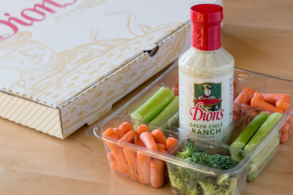 DionsPizza's tweet image. Veggie tray 2.0 #PartyHack