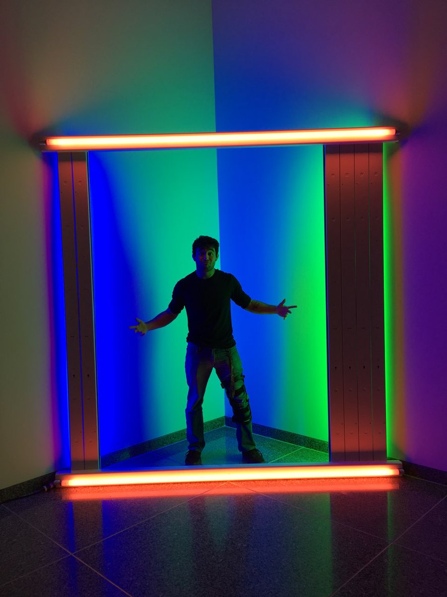 TheeGrizzLee's tweet photo. Taste the rainbow🎨 #ArtIsLit https://t.co/JeVGGinhGz