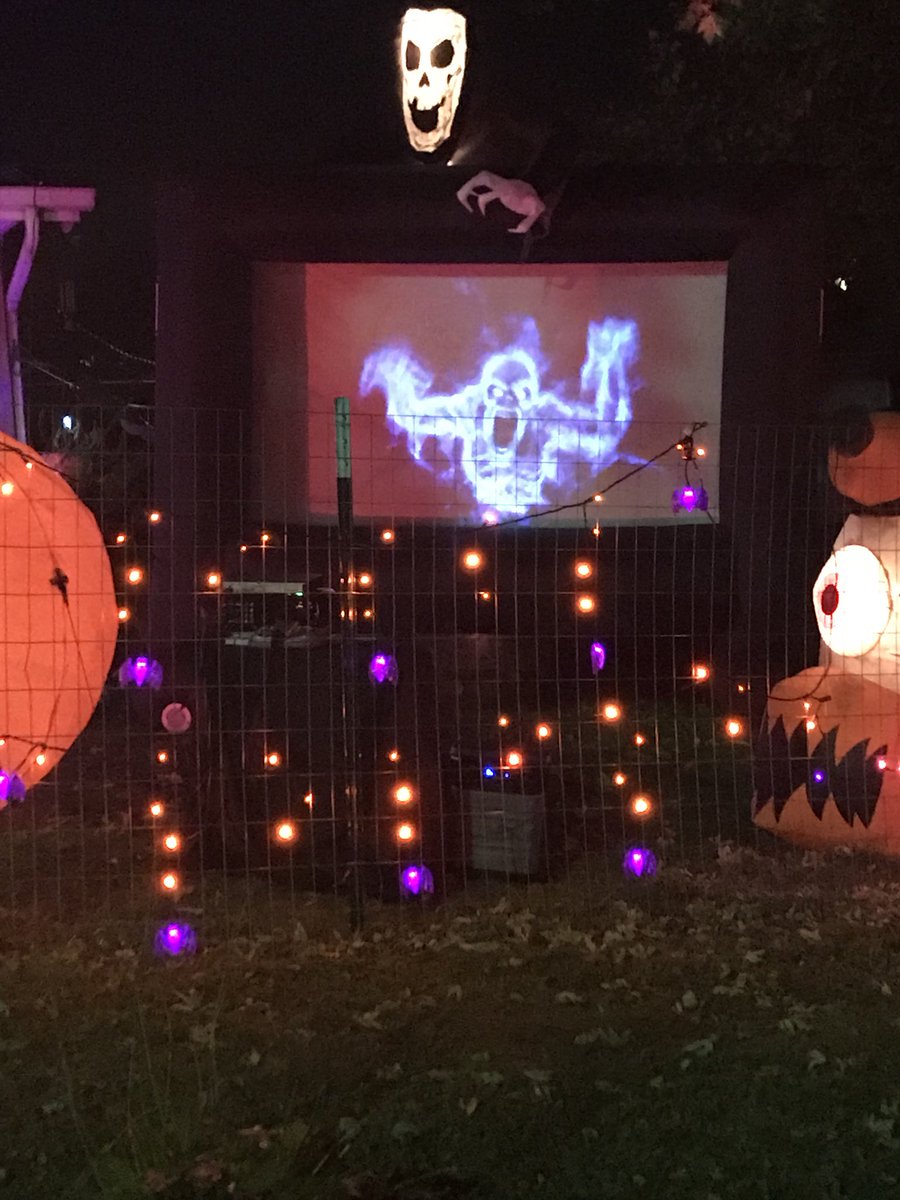 KayleeKAUZ's tweet photo. This Halloween display is amazing and it’s right here in the Tri-States! See the spooktacular video tonight on WGEM News at 10. 🎃 https://t.co/zUqOIG6Ipl