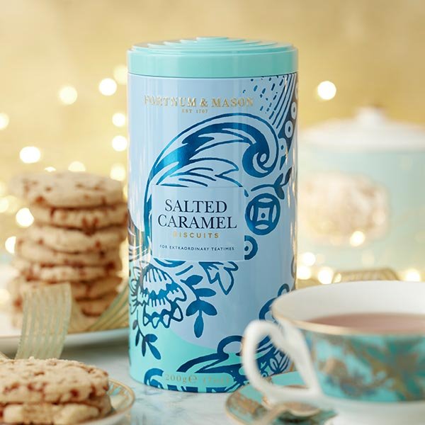 beechhillhotel's tweet photo. Who loves Fortnum &amp; Mason hampers? RT &amp; Follow to #WinaHamper Winner picked on 11 Dec. Just in time for Xmas  - https://t.co/n1xx3gKd9A https://t.co/HU5QWyVylb