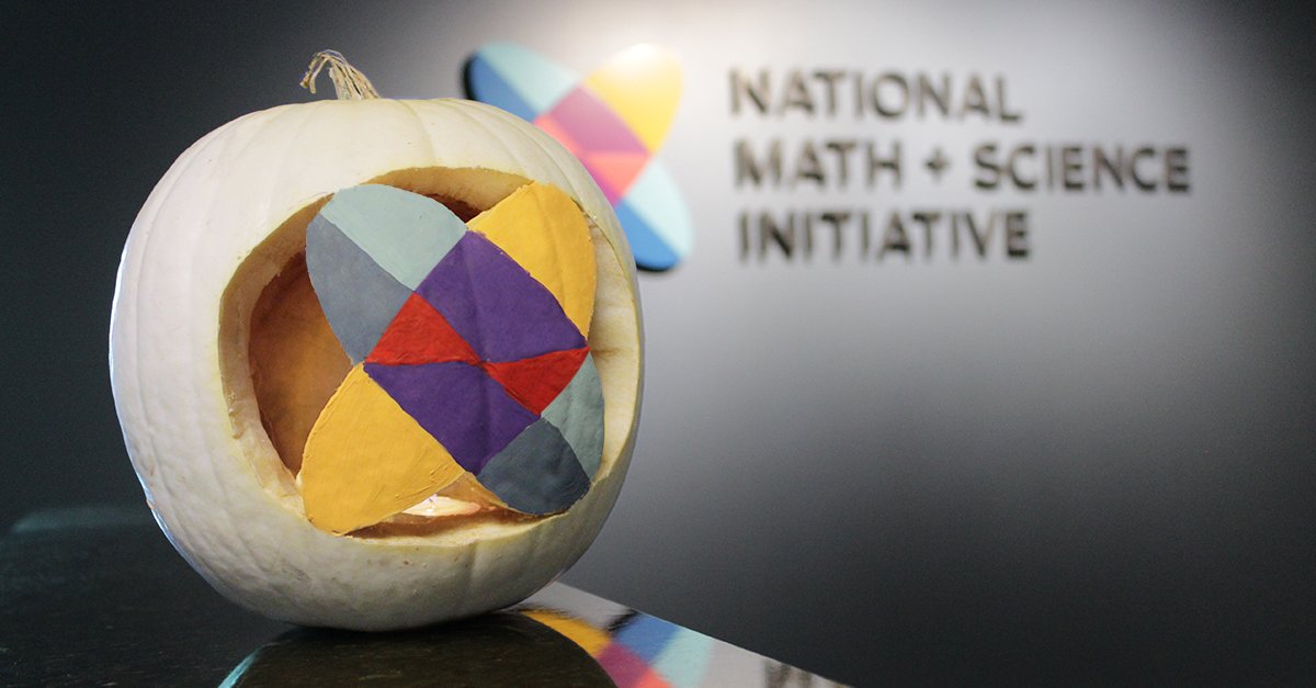 NMSI's tweet photo. The #Halloween hype is already building here at NMSI. #TrigOrTreat #NationalPumpkinDay https://t.co/t7GxB6YMR5