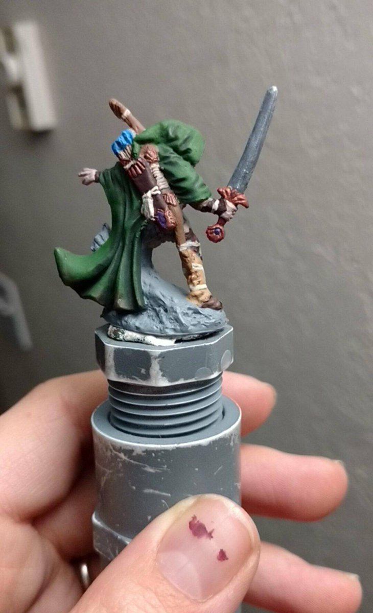 ChasieDawn's tweet photo. A ranger gal I have been working on tonight. Not finished, but bedtime. #dnd5e #dndminiatures #minihobby https://t.co/DPJZvT40Vn
