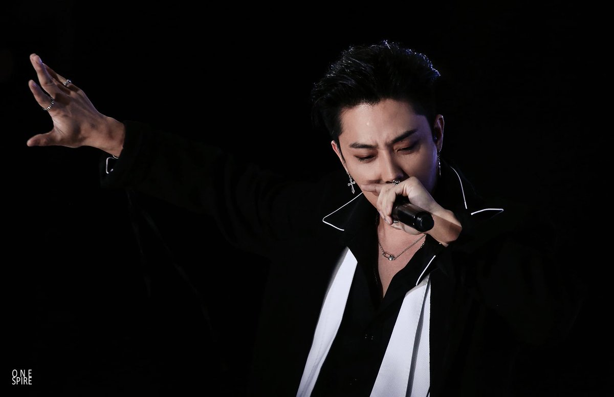 하 현기증 나니까 제발 군림해 주세요.... 섹시다이너마이트 섹시대마왕 섹시GZONE 은지원님...^^7777