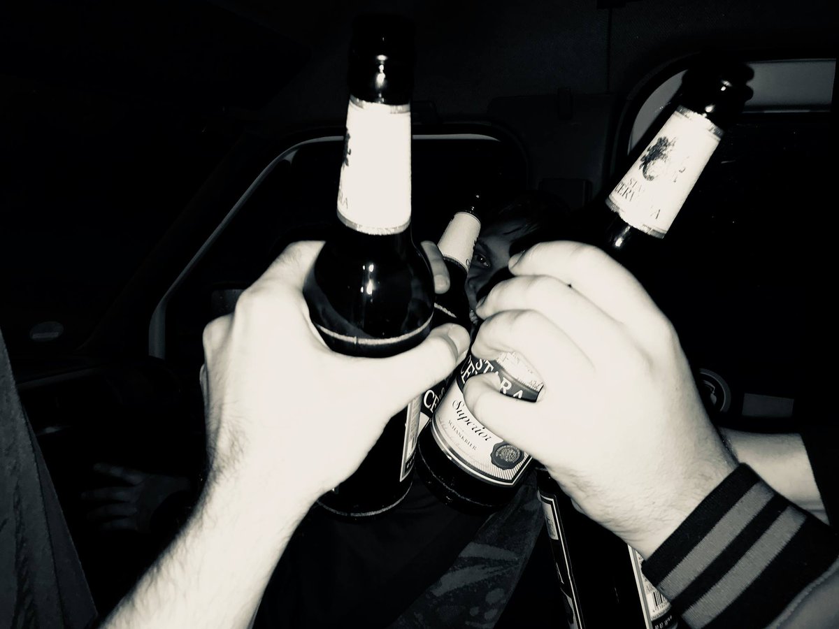 OhrenTod2010's tweet photo. ein Bierchen am Morgen, vertreibt Kummer und Sorgen, Guten Morgen, wir sind auf dem Weg nach Bochum, Tourblog Teil II, bis heute Abend
#wildejungs #tour #bochum #Deutschland https://t.co/Zwd51RNPtd