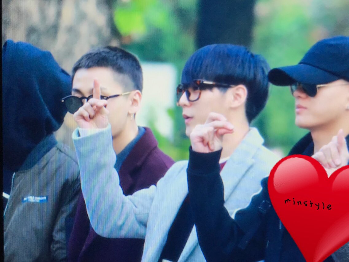 btob2minstyle's tweet photo. 171027 뮤직뱅크 출근 
#BrotherAct.
#비투비 
#이민혁
@btob2mh https://t.co/DShH3JWyRe
