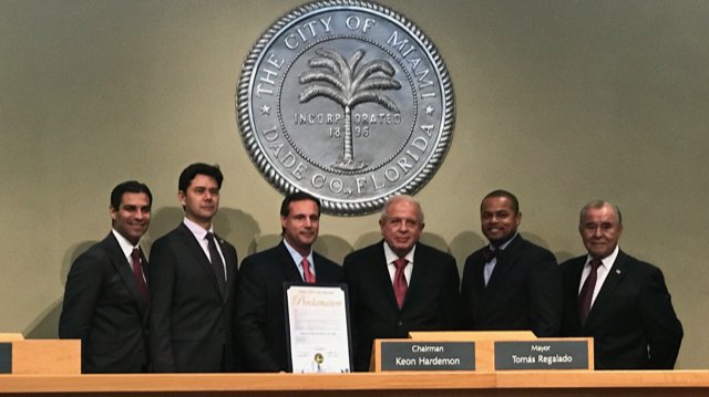 FrankCarollo_'s tweet photo. Humbled by ur gestures &amp; kind remarks today. Thank you @CityofMiami @Tomas_Regalado #WillyGort @kenrussellmiami @FrancisSuarez @keonHardemon https://t.co/i6NzKC6aVU