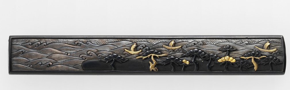 先ほどの折り鶴図小柄の作者と鑑定された後藤栄乗（Goto Eijo)作の