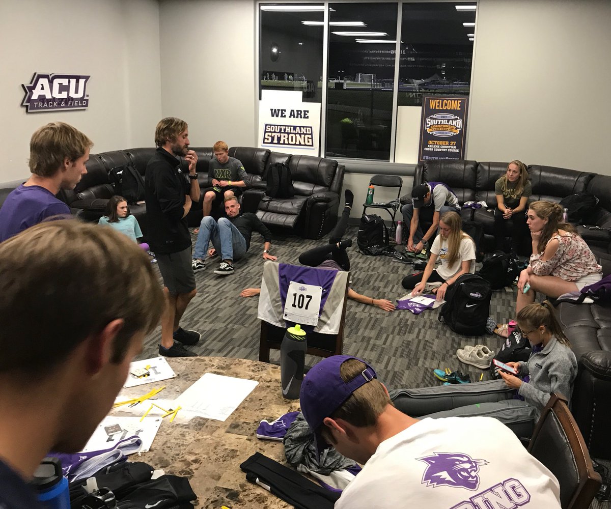 ACU_TFXC's tweet photo. Final team meeting led by coach Jarvis Jelen before the SLC XC Champs. #ACUXC #GoWildcats #ACUE4C #SLCXC https://t.co/S8dUi3SwiX