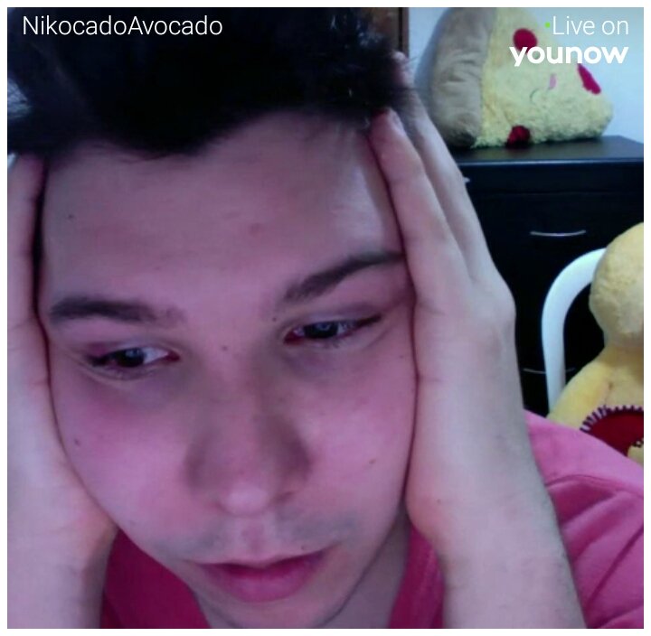 🔴 LIVE <a href="/nikocadoavocado/">skinny person</a> on #YouNow younow.com/NikocadoAvocad…
