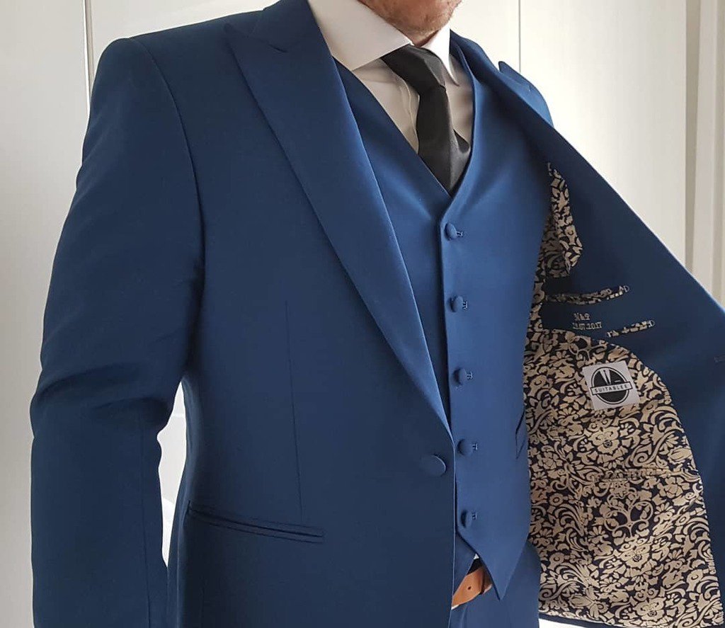 SUITABLEE's tweet photo. I do.
.
.
.
#Suitablee #suit #Tailor #dandy #bespoke #montreal #surmesure #tailoredsuit #mtlblog #mtl #yul #bestof… https://t.co/vAxknvBPWt https://t.co/qkUpl3jjMa