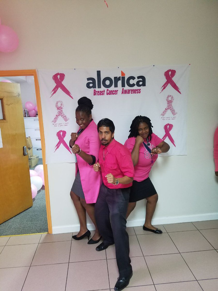 MichMorris11's tweet photo. Its all about yesterday...pink day... as we bring awareness to breast cancer. https://t.co/JuZEFKTF4U