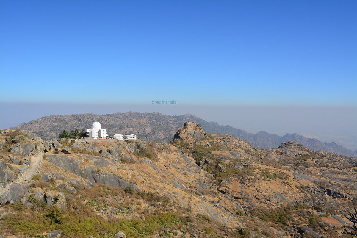 Spectacular views of Aravalli Ranges from #Gurushikhar peak, #MountAbu, #Rajasthan 

dreamtrails.in/gurushikhar/

#incredibleindia
#ttot
#travel