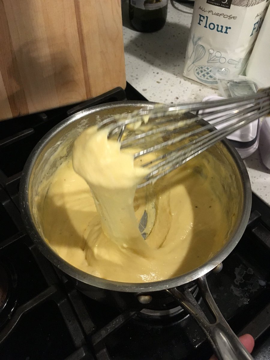alectrolytes's tweet photo. @BingingWBabish that was fun. Next time I'll try to make sure my bechamel doesn't have the consistency of rubber. https://t.co/Y78lOYOPtS