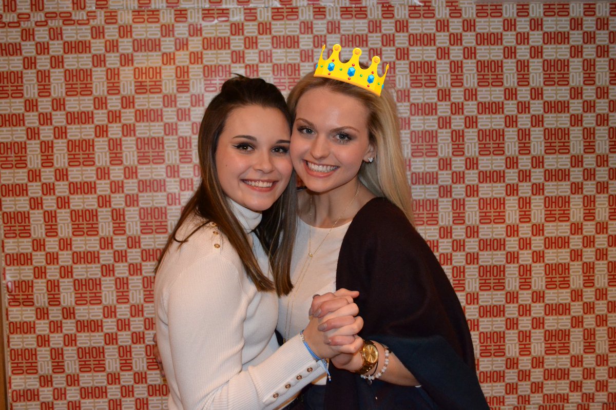 ShaeAnnNelson's tweet photo. HBD E!! hope ur day was amazing! love u girly❤️🎉 @erinlind18 https://t.co/WzrE6twmqF