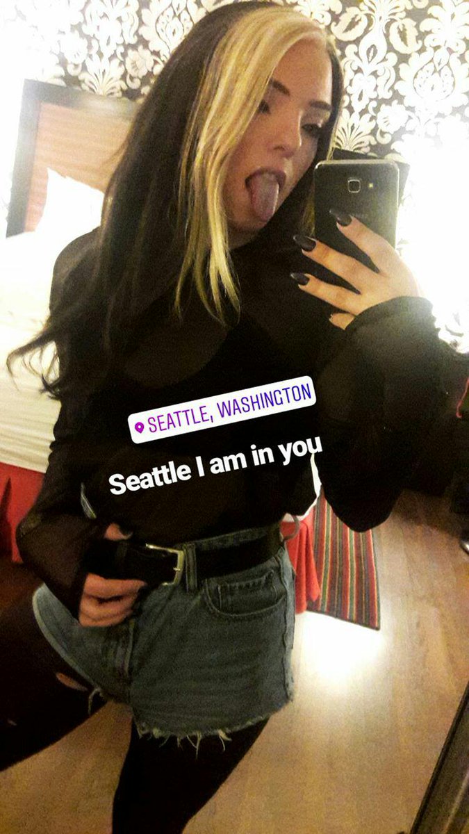 stefsanjati's tweet photo. I came to Seattle to look like trash and  eat like royalty hi https://t.co/T8UWagSPnR