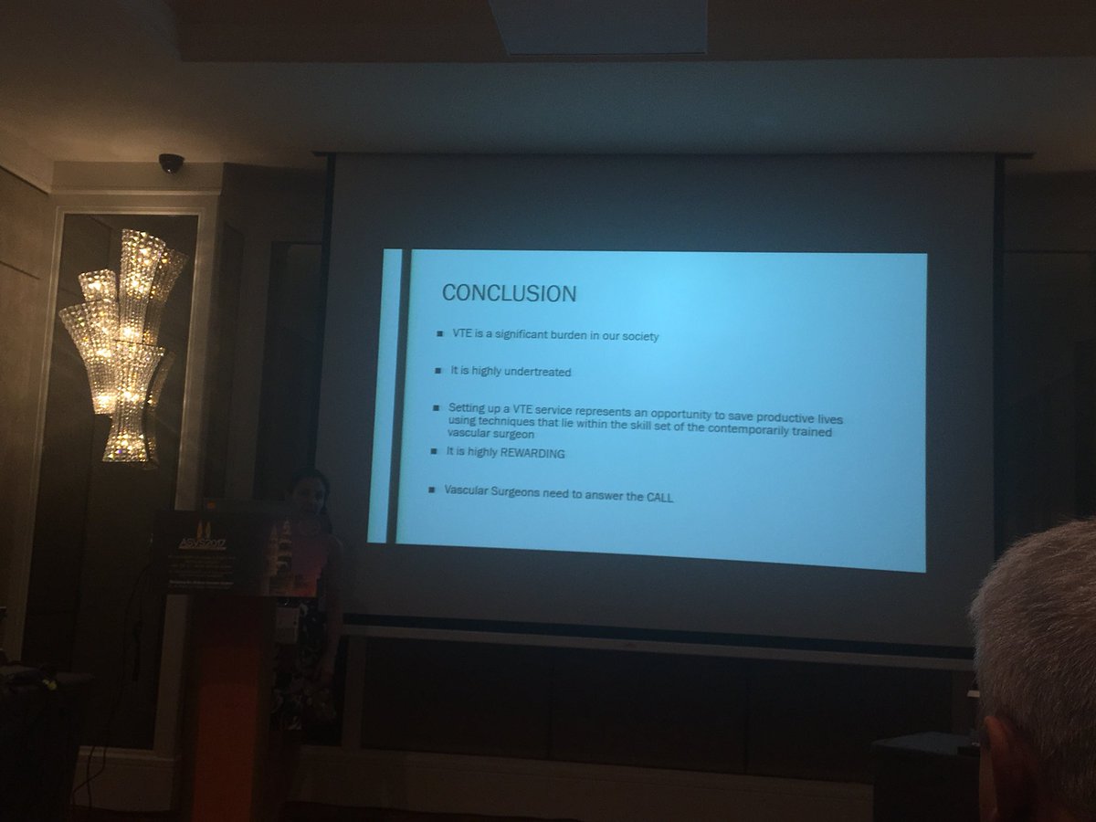 PeckyDeSilva's tweet photo. Dr Villaba - 2 rAAA vs 14 acute life threatening PEs in the same time period - why arenβt we treating PEs aggressively? #ASVS2017 @anzsvs https://t.co/eBDiNuXGad