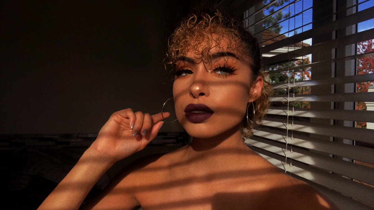 cameron_nsmith's tweet image. Lol ramen noodles💇🍜