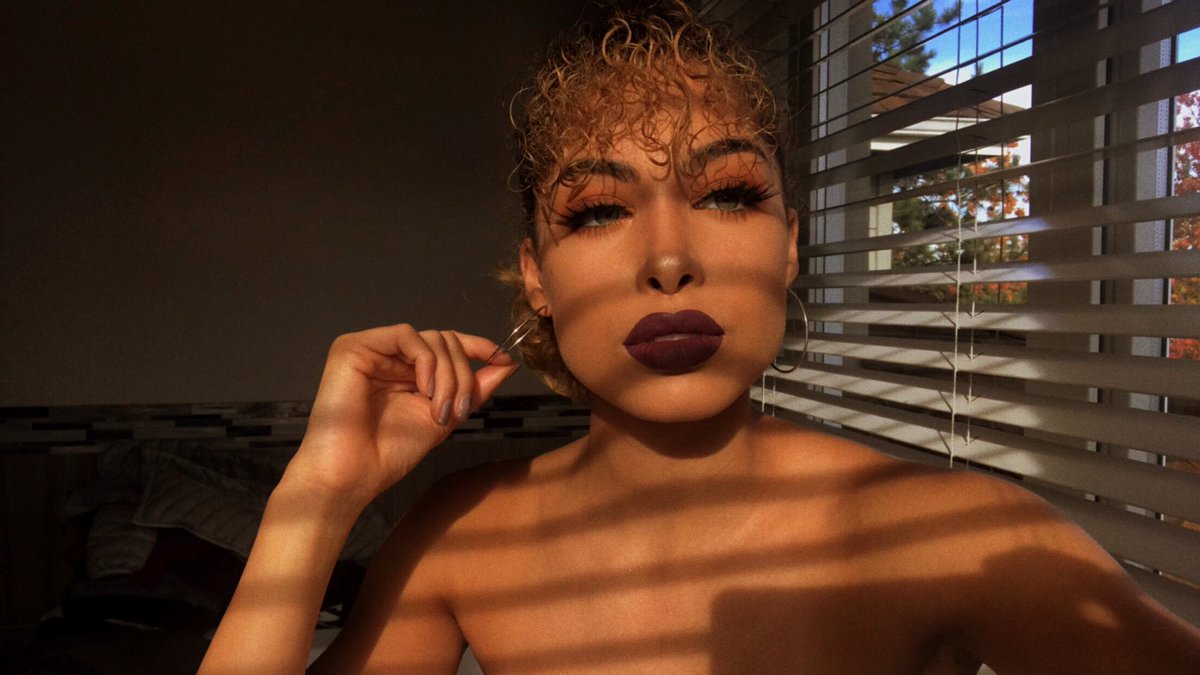 cameron_nsmith's tweet image. Lol ramen noodles💇🍜