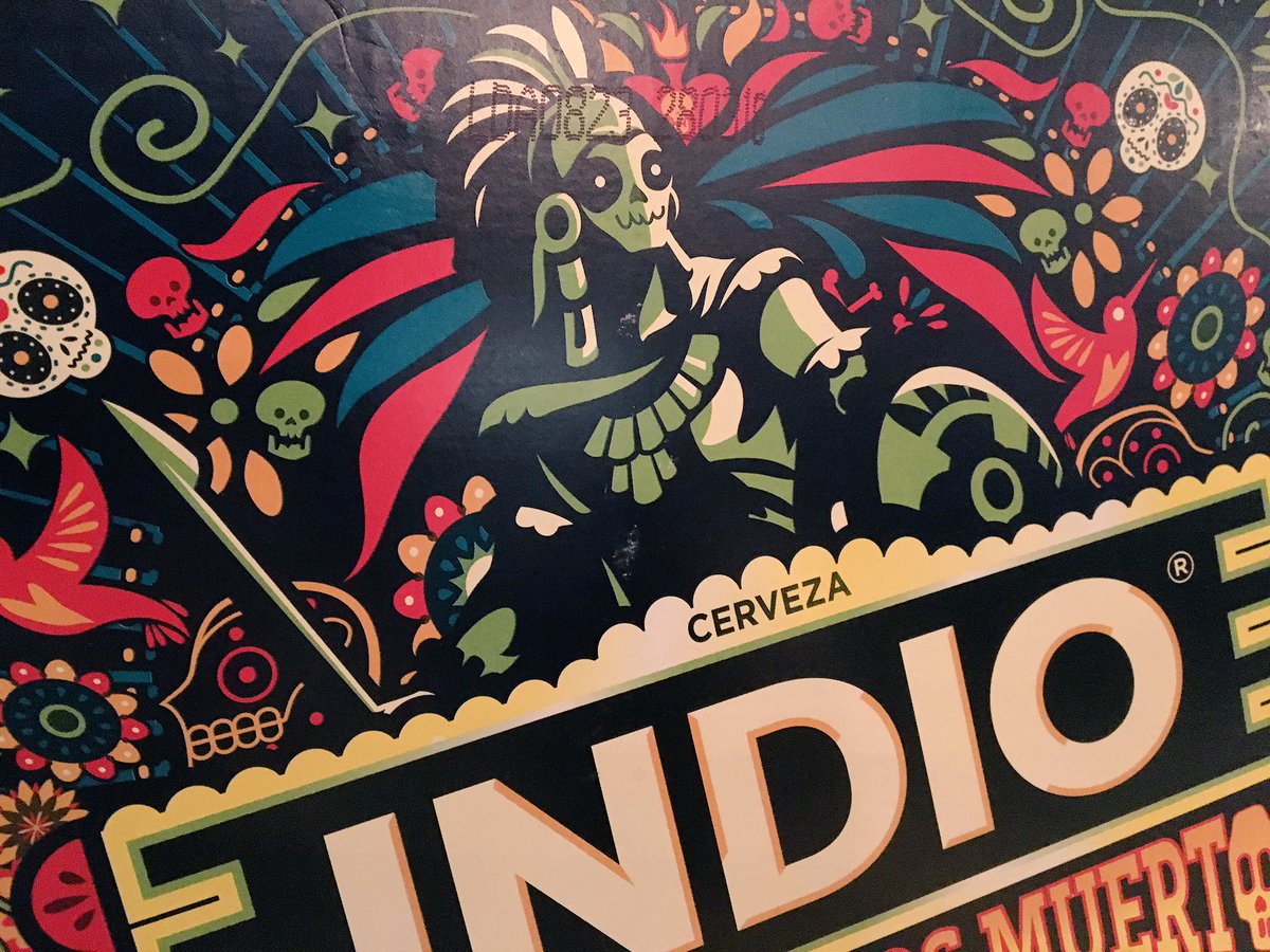 BPRCuliacan's tweet photo. @mareoflores presente en el #BehanceCLN #BehanceReviews https://t.co/s6ldslGwyi