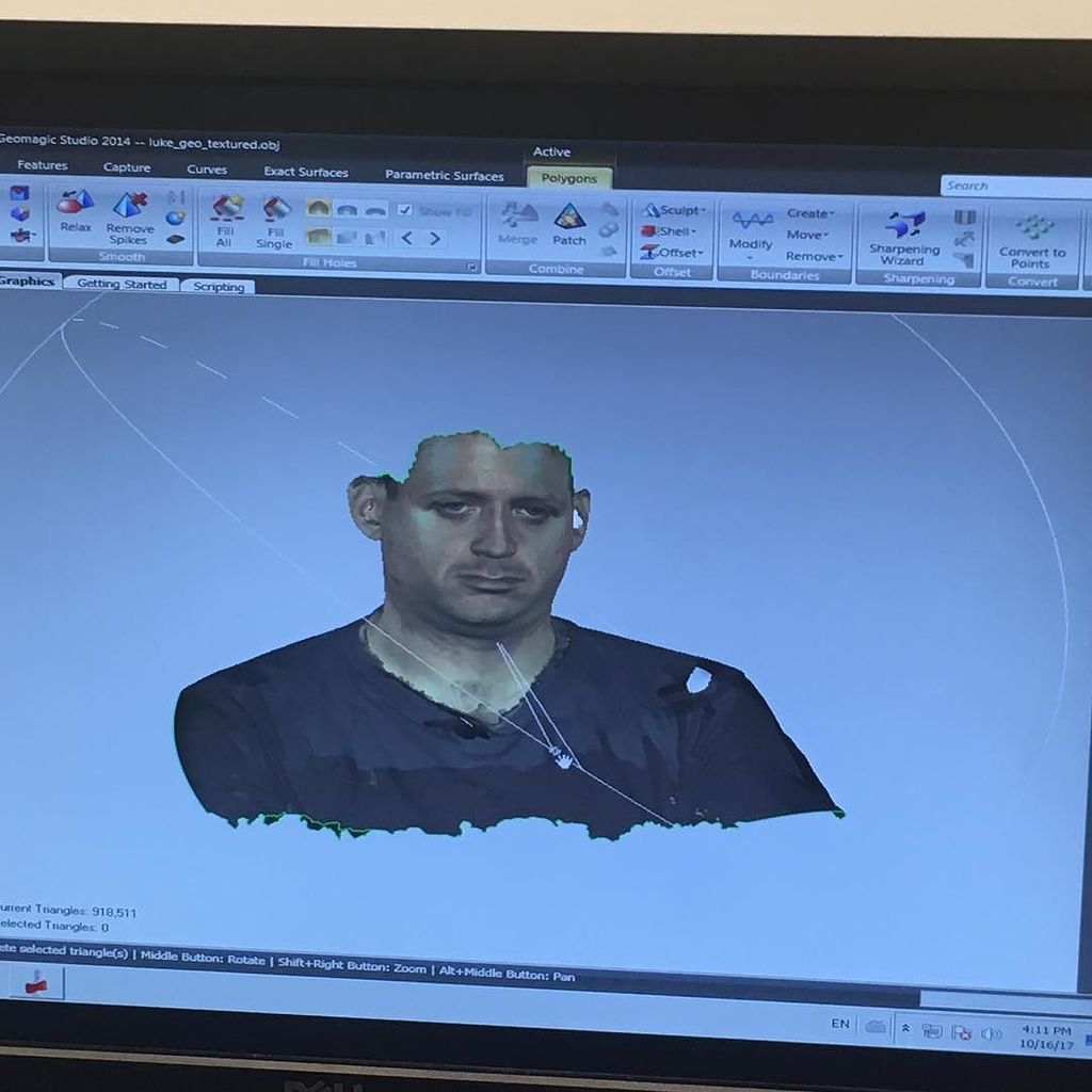 Classic @orhesboring Getting 3D scans of our heads so we can get super-accurate HRTF measurements for binaural pla… ift.tt/2zICON2