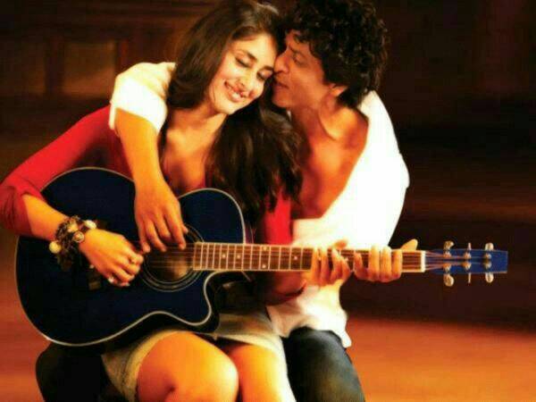 SRKUniverseBOL's tweet photo. 🎶 ¿Cuál fue su canción favorita #SRKians? 🎶
#Criminal 😎
#Dildaara 💕
#ChammakChallo 💃
#6YearsOfRaOne https://t.co/PnsaIBZl7v