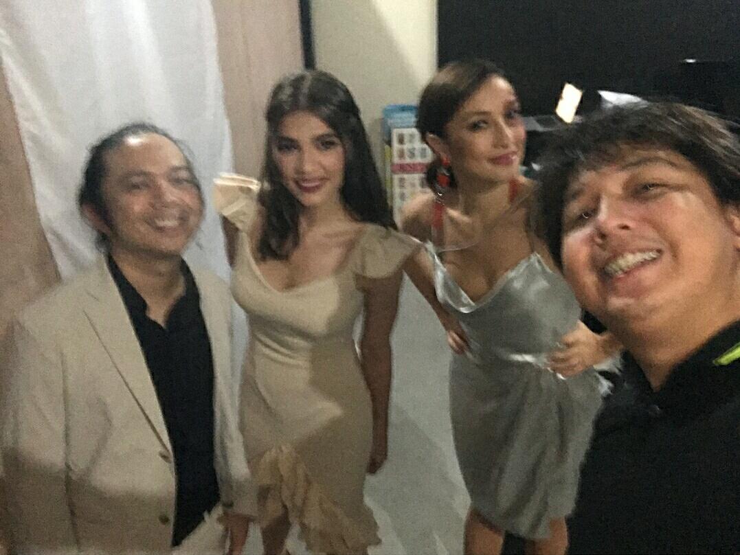 CybeRhians's tweet photo. francisfabie via Instagram:
Fun at the last few shooting days of #MissSimplicity! https://t.co/yluS7YeZo7