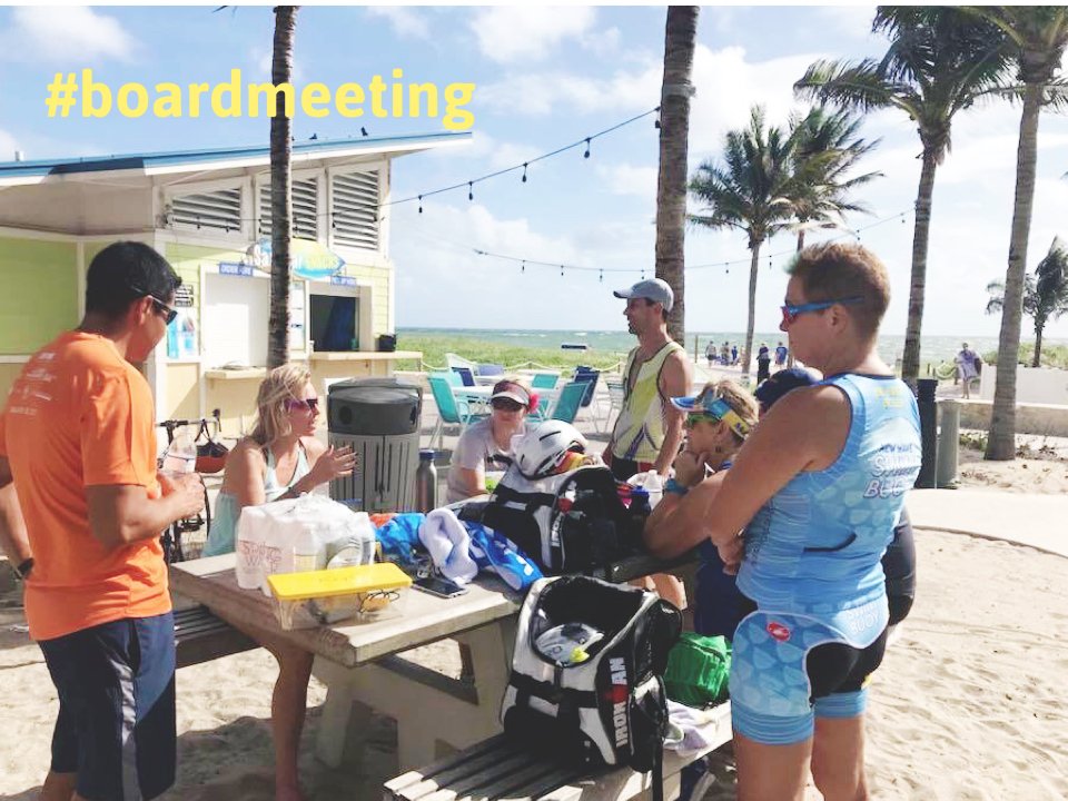77reboot's tweet photo. Fort Lauderdale Triathletes
Nutrition with my Athletes - #Eatingfosustainableenergy 

The #Beach is my #Boardroom in #SouthFlorida https://t.co/VJV6dMrccW