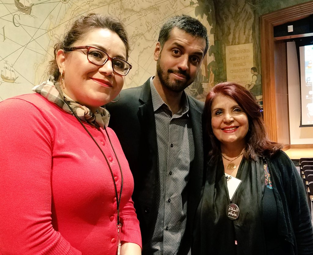 ZheelaJ's tweet photo. Great to meet @WajahatAli #WISEUpSummit - excellent event, narratives of #Muslim_American voices against #extremism https://t.co/rkQKORFPIp