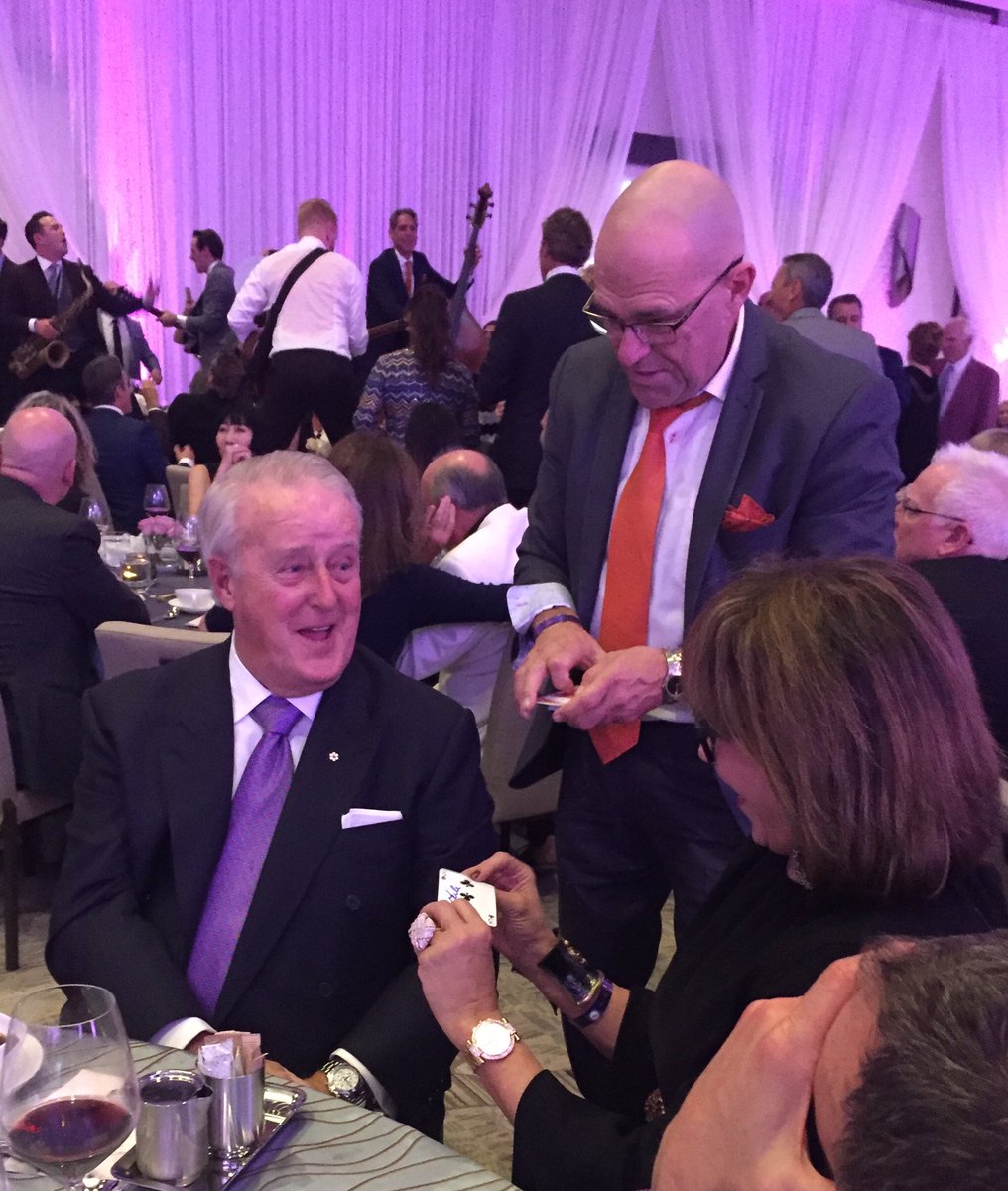 CoolMagicDude's tweet photo. Performing for PM Brian and Mila Mulroney https://t.co/3NLyMZ6k0G
