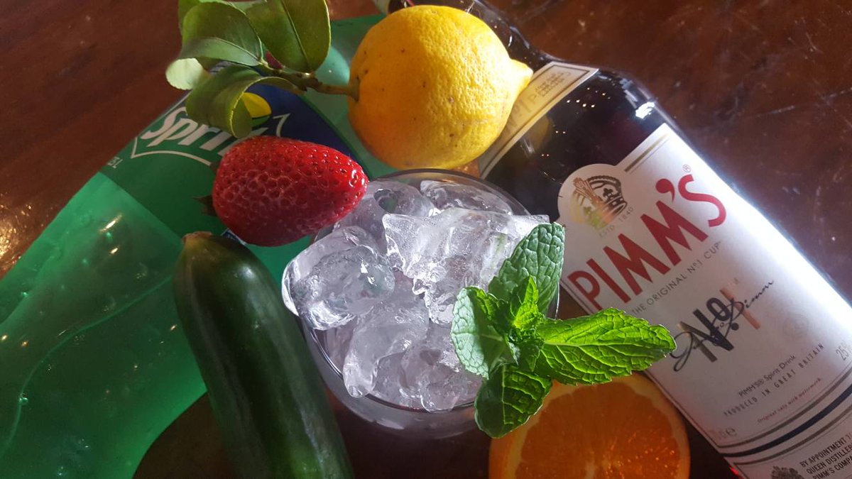 port53echuca's tweet photo. Fiver Friday $5 cocktail! Mix these together and you get a 'Pims Cup' the perfect refresher on a balmy Friday arvo #cheapdrinks #cocktails https://t.co/EeMPBfy5LW