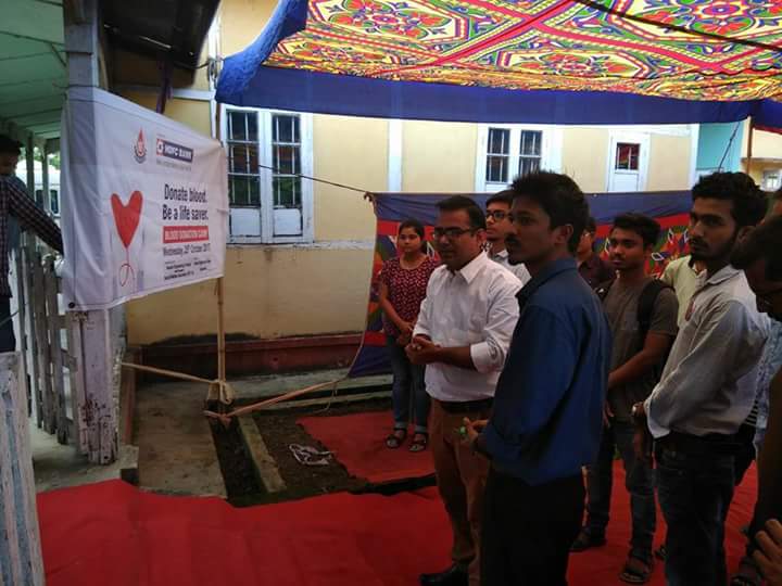 AEC_1955's tweet photo. Voluntary Blood Donation Camp was successfully held at Assam Engg. College Dispensary .Around 200 students registered for Blood Donation https://t.co/17r5x347MX