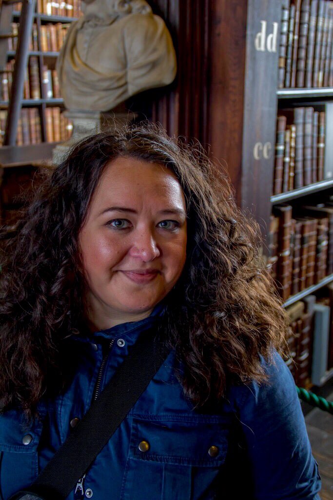 MemilyBimble's tweet image. New profile pic! Husband is finally uploading the pics from our trip to Europe he took on his fancy camera. #TrinityCollegeLibrary #Dublin