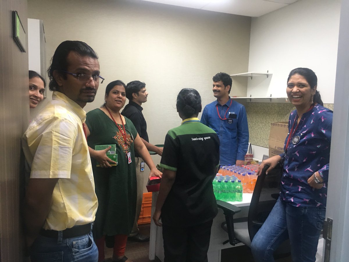 nina_sethi's tweet photo. With teams who care for each other - smiles and service after 19 hours in, that is what makes #CDK beautiful #D2BDHack https://t.co/uesyfkClts