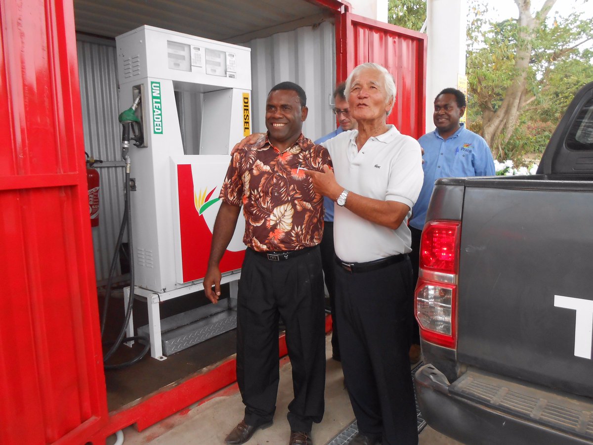 Pacific Petroleum opens 3 new fuel stations on the island of Tanna. Truly a blessing for the people. Full story=> goo.gl/NmQ5NX