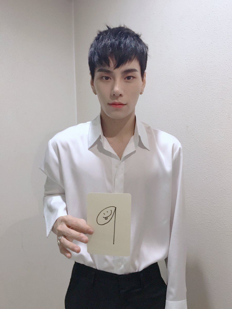 JBJ OFFICIAL tweet media