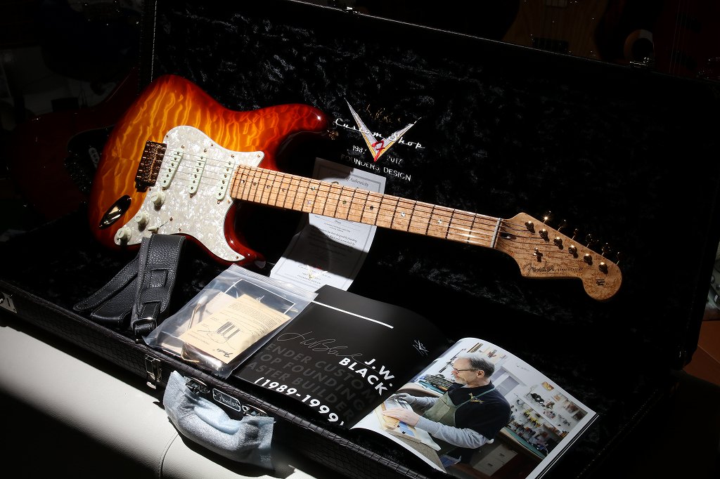 Yamano_Rockinn's tweet photo. 【3階ハイエンドギター&ベースフロア】
"Founders Design"。伝説の職人たちが集い、スペシャルなモデルを展開しております。
#Fender #FoundersDesign #RI_SK3
デジマートはこちら⇒https://t.co/72s7VyypoM https://t.co/KUi7Nhh1lg