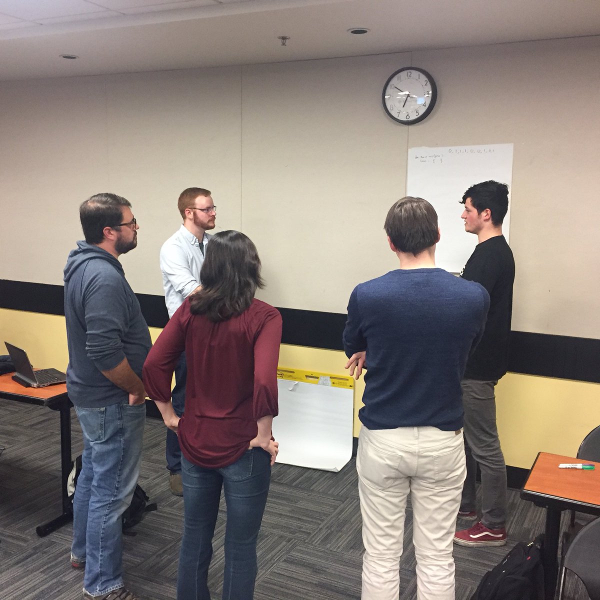 drivebilova's tweet photo. We have the best volunteers. โค๏ธ๐๐พ๐๐ผ #DiversityInTech #pdxtech #newtechtalent #technicalinterviews #techdoesgood #philanthropy @Launch_Code https://t.co/3MJdhfBC6N