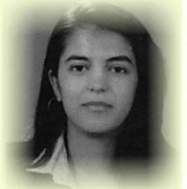 teroretavizyok_'s tweet photo. 26.10.1993'te Diyarbakır/Bismil'de Pkk'lı teröristlerce alçakça şehit edilen Neşe Alten öğretmenimizi unutmadık..
Ruhu şad, mekanı olsun.. https://t.co/MulMjZGVjO