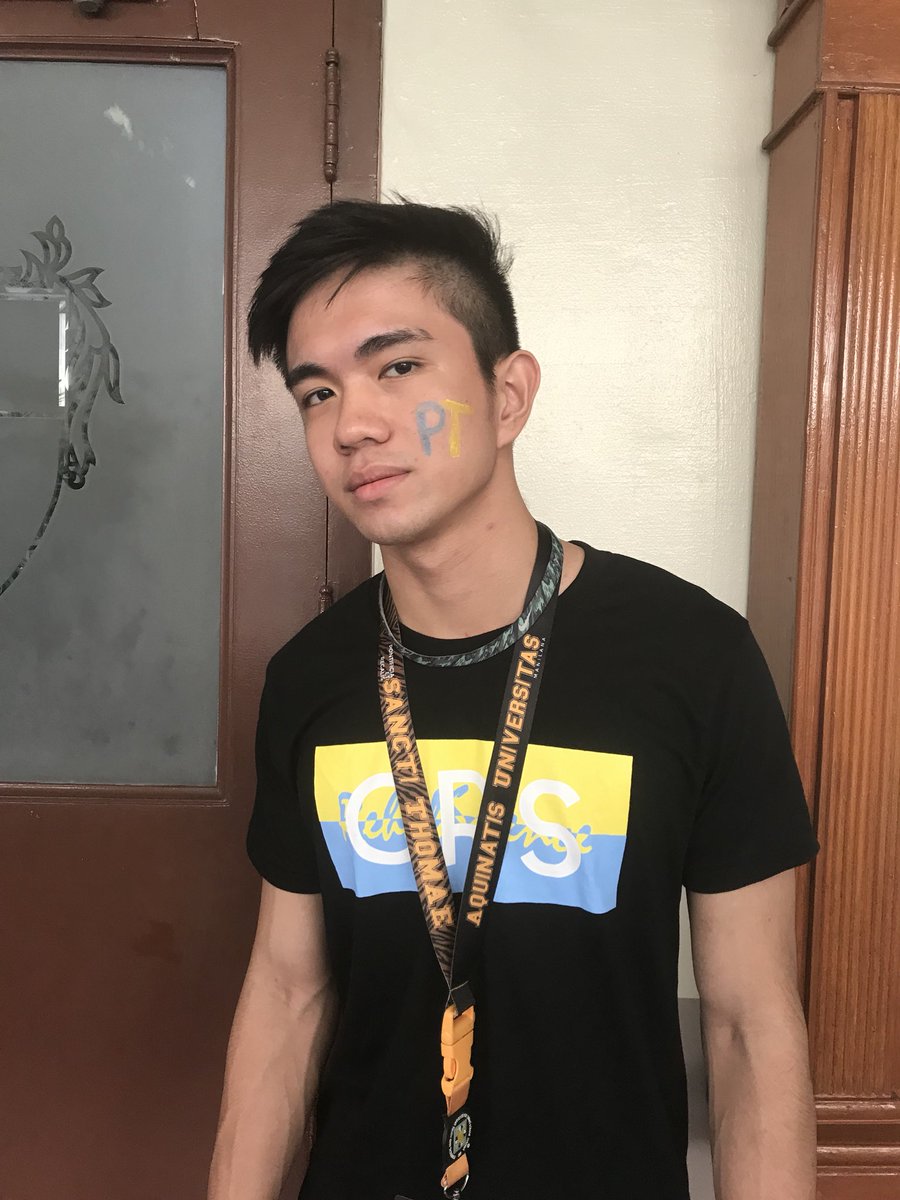 ustPTSOC's tweet photo. Support the PT department by getting PT face paint at the back entrance of the Med Audi! #PeoplesTsoice #PTmalu #CRSGT2017 https://t.co/453ubbJS7K