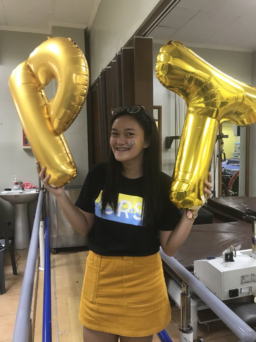 ustPTSOC's tweet photo. Support the PT department by getting PT face paint at the back entrance of the Med Audi! #PeoplesTsoice #PTmalu #CRSGT2017 https://t.co/453ubbJS7K
