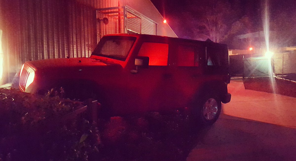 teamfoloau's tweet photo. #TeamFolo at Fright night at Movie World. Found these #H1Z1 inspired cars! @h1z1 https://t.co/9Gu9appk5u