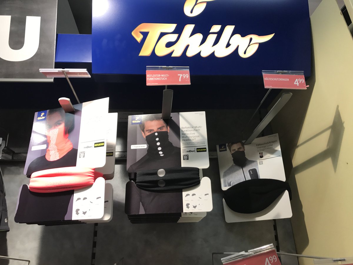 LaLindaF's tweet photo. Ob #Tchibo #Österreich die auch im Programm hat? #vermummungsverbot #multifunktionstuch https://t.co/88lei3Wkp8