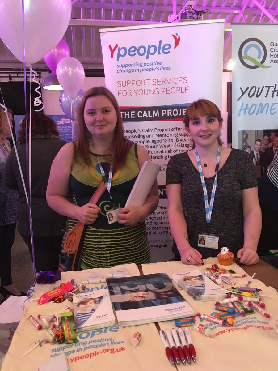 burns_vicki's tweet photo. Our fab volunteer mentors Ruth & Naomi โstallingโ the @YpeopleOrg stall at Glasgowโs #NCLWS17 event. #dreams #aspirations https://t.co/QzzfdSJ0Ph
