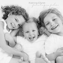 We are 100% committed to ensuring you LOVE your photos and your experience. buff.ly/2iXtXni