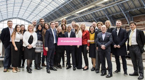 LDNTechWeek's tweet image. 12 London-based tech companies traveled to Paris as part of Mayor of London Sadiq Khan's #LondonIsOpen campaign spr.ly/60108CoTe