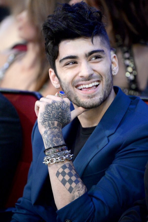 zaynmytalent's tweet photo. You are so special to me! I love you so much Zayn, thank you for being such an amazing man that you are @zaynmalik https://t.co/KEvijpy9kV