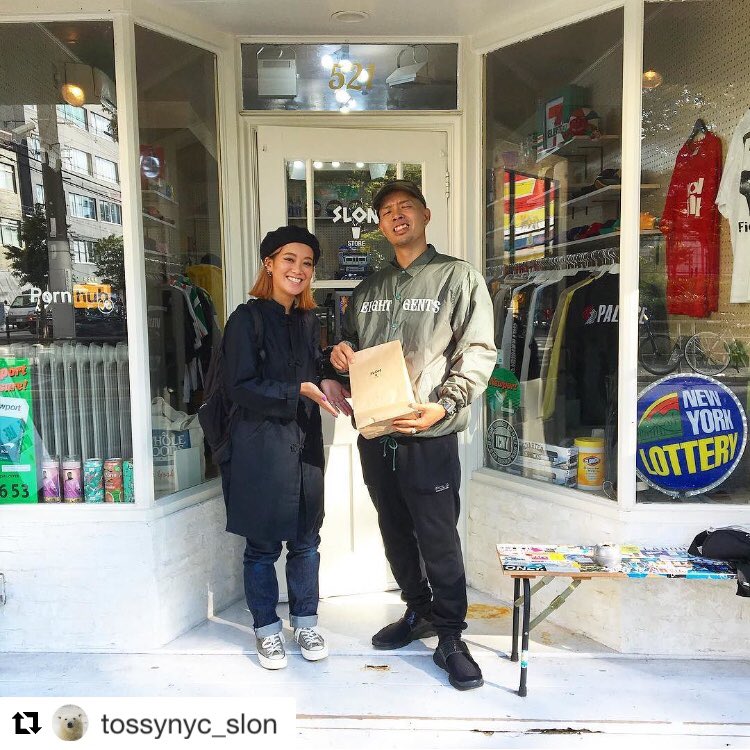 GOBBLA_OSK's tweet photo. 🗽🗽🗽 #SLON #SLONstore
@dailydose_vintage POP-UP SHOP📍 https://t.co/XxiHP3vEdx