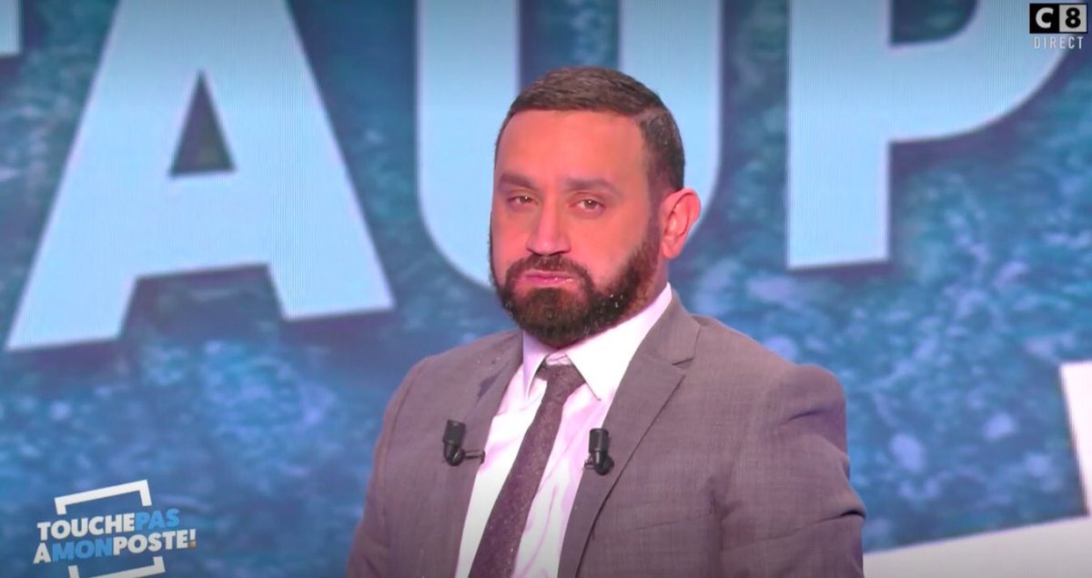 FanzouzesTPMP's tweet photo. 1,23M tvsp soit 5,2% PDA étaient devant #TPMP hier soir 😁 https://t.co/vlo4z4uXip