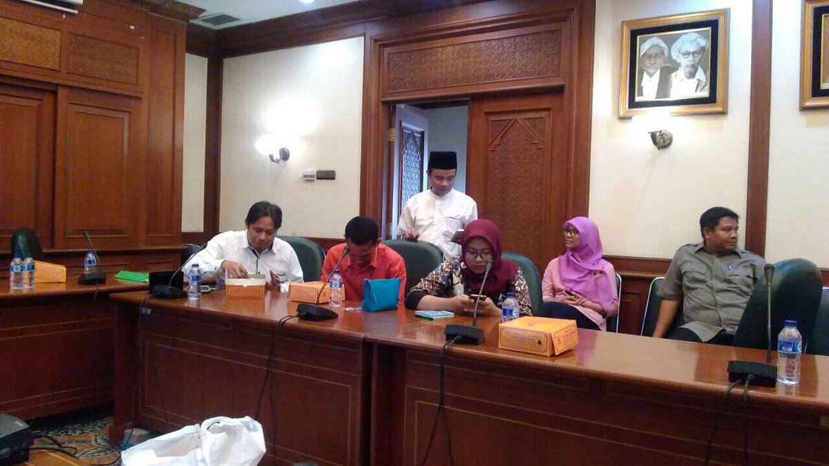 FGD Bahtsul Masail Pra @MunasKonbesNU: “Ujaran Kebencian dalam Berdakwah.”
<a href="/nahdlatululama/">Nahdlatul Ulama</a> <a href="/WartaNU/">Warta NahdlatulUlama</a> <a href="/TV9NUsantara/">TV9 NUsantara</a> @SeputarNU
