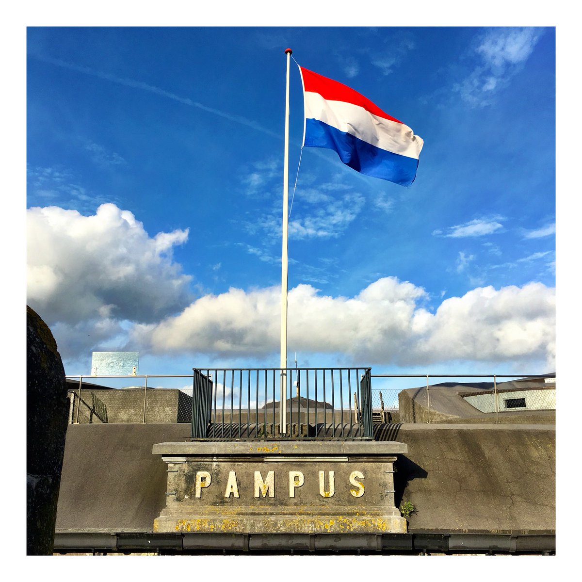 Forteiland #Pampus = Halloween Island dit weekeinde. Komen jullie griezelen?  Foto: #doberitzjo mailchi.mp/97bb3586b1cb/u…